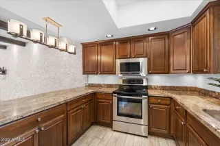Photo #4: 6497048 Listing