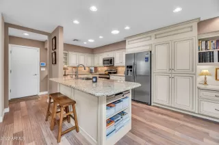Photo #5: 6497273 Listing 