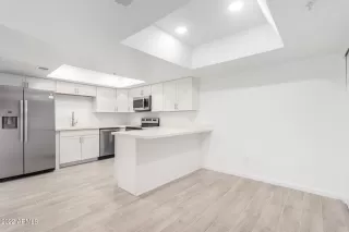 Photo #3: 6497275 Listing