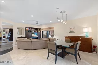 Photo #2: 6497734 Listing 