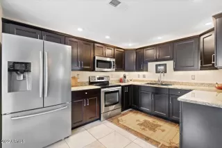 Photo #4: 6497734 Listing 