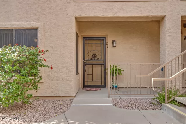 MLS: 6498575 Condo For Sale