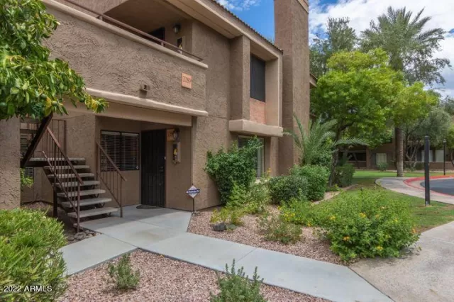 MLS: 6498646 Condo For Sale
