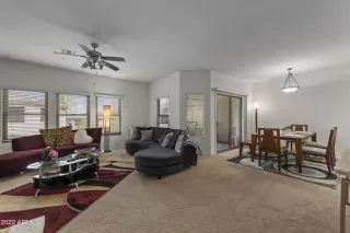 Photo #6: 6498691 Listing