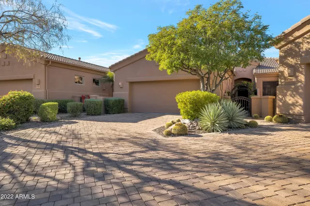 MLS: 6498979 Condo For Sale