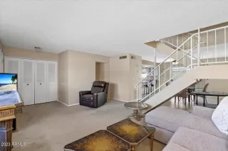 Photo #5: 6499085 Listing 