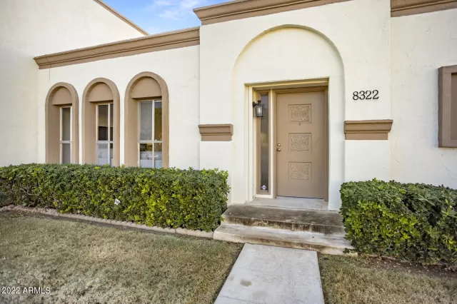 MLS: 6499092 Condo For Sale