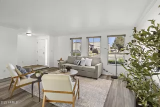 Photo #3: 6499092 Listing