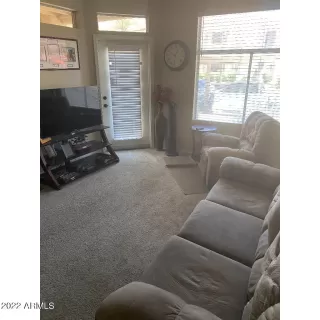 Photo #5: 6499683 Listing