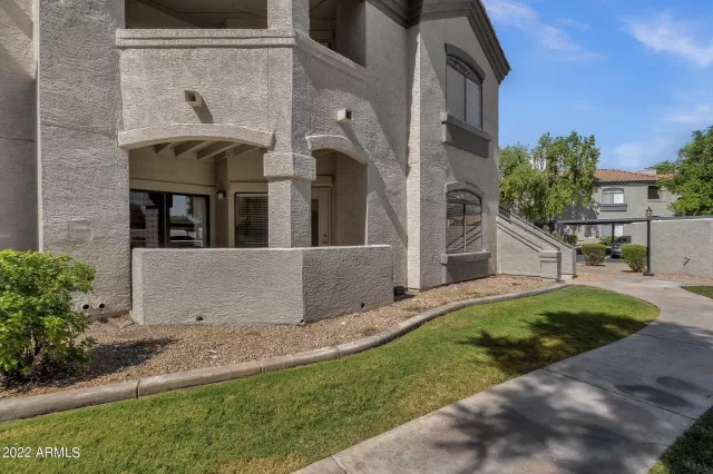 MLS: 6500214 Condo For Sale