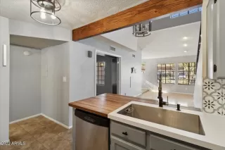 Photo #5: 6500351 Listing 