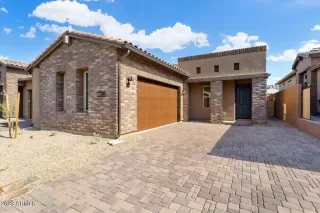 Photo #1: 6500456 Listing