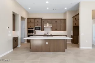 Photo #3: 6500456 Listing