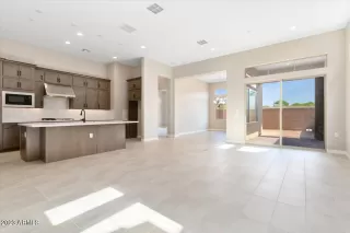 Photo #6: 6500456 Listing