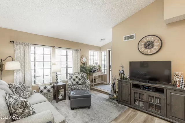MLS: 6501904 Condo For Sale