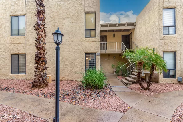 MLS: 6502169 Condo For Sale