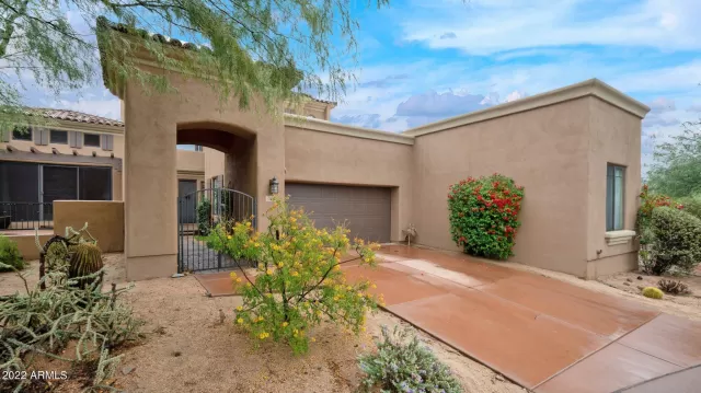 MLS: 6502279 Condo For Sale