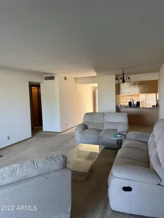 Photo #3: 6502577 Listing