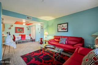 Photo #6: 6502686 Listing