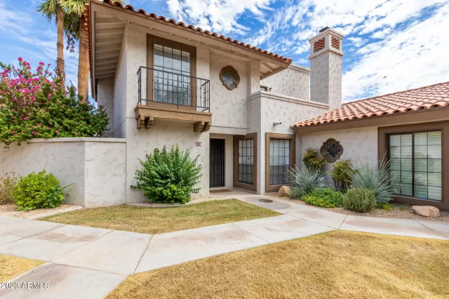 MLS: 6502701 Condo For Sale