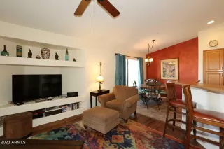 Photo #6: 6502729 Listing