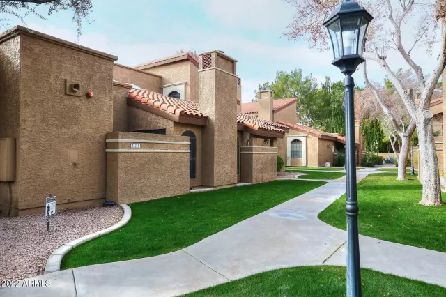 MLS: 6502760 Condo For Sale