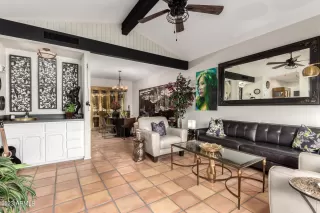 Photo #5: 6503043 Listing