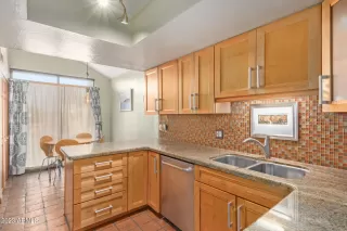 Photo #4: 6503073 Listing 