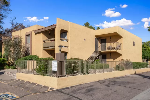 MLS: 6503462 Condo For Sale