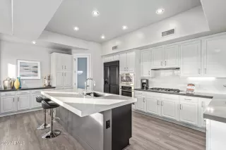 Photo #6: 6503561 Listing