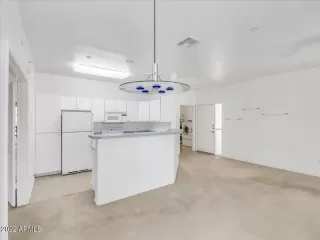 Photo #4: 6503755 Listing