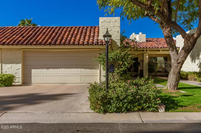 MLS: 6504092 Condo For Sale