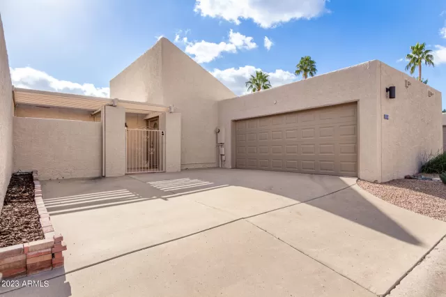 MLS: 6504201 Condo For Sale