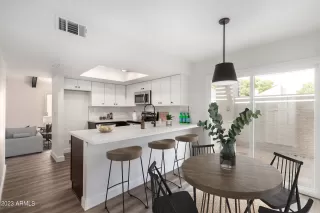 Photo #1: 6504201 Listing