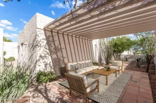 Photo #5: 6504201 Listing