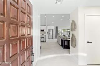 Photo #2: 6504363 Listing