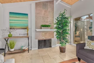 Photo #3: 6504389 Listing