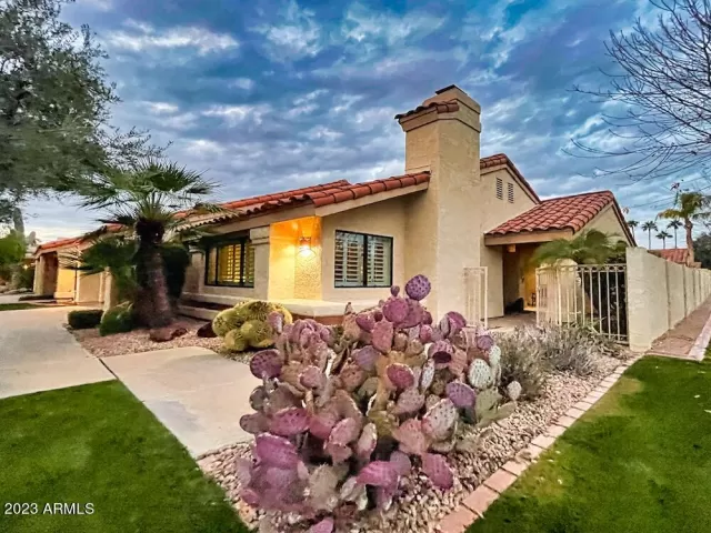 MLS: 6504544 Condo For Sale