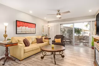 Photo #2: 6504834 Listing