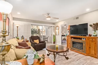 Photo #3: 6504834 Listing