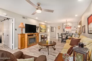 Photo #4: 6504834 Listing