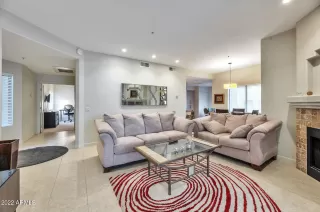 Photo #5: 6504902 Listing