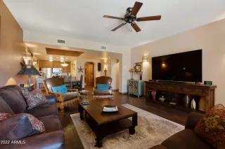 Photo #6: 6504908 Listing