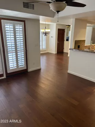 Photo #2: 6505062 Listing