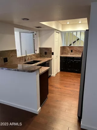 Photo #4: 6505062 Listing