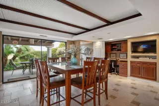 Photo #2: 6505596 Listing