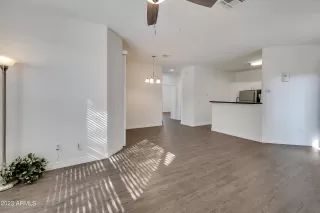 Photo #2: 6505705 Listing