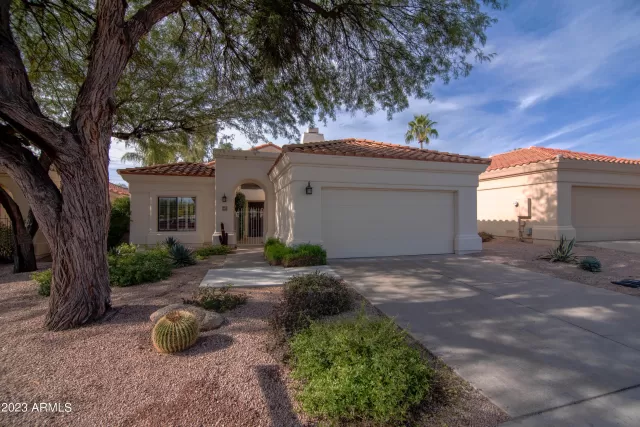 MLS: 6505808 Condo For Sale