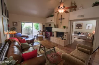 Photo #4: 6505808 Listing