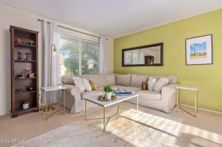 Photo #6: 6506040 Listing 